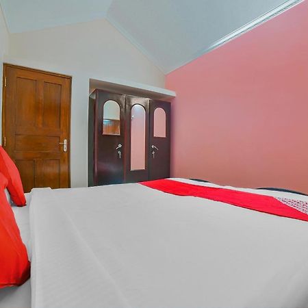 Colva Beach Side Apartment Esterno foto