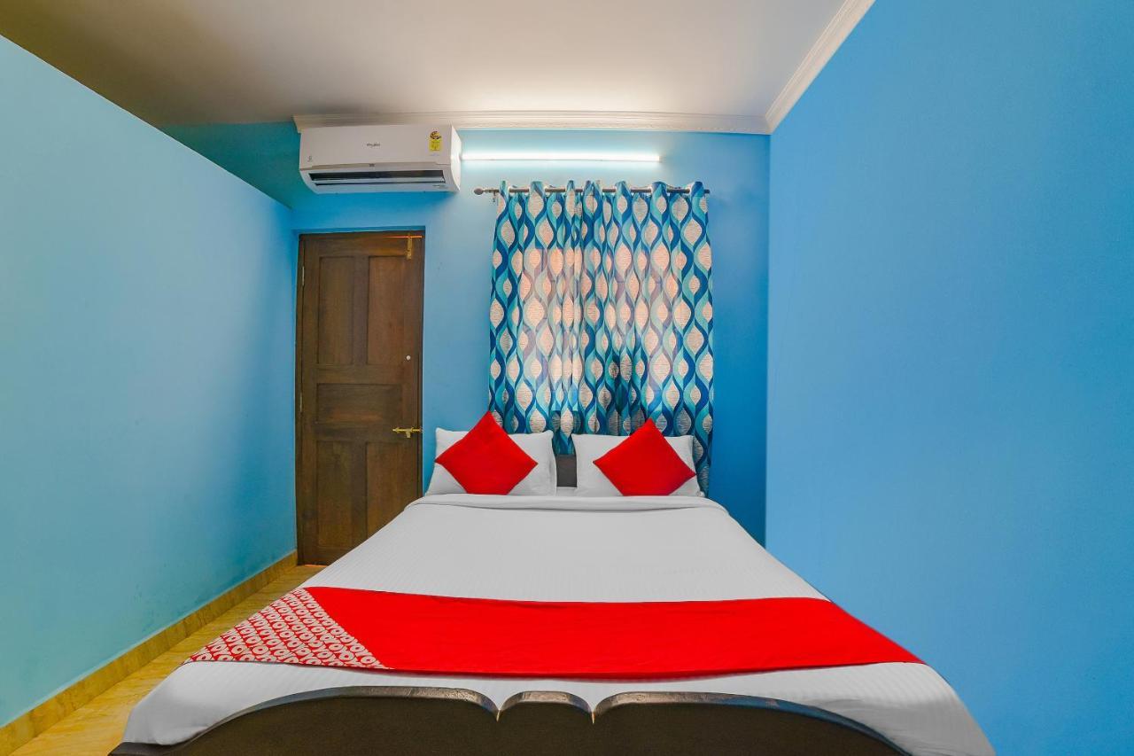 Colva Beach Side Apartment Esterno foto